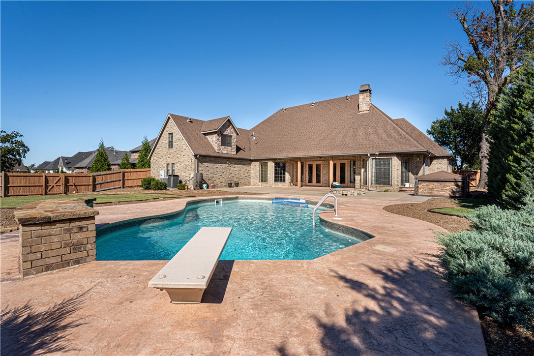 Ridgewood Sub Cave Spgs - Residential