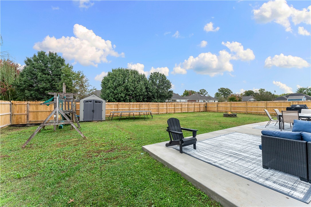 Standing Oaks Sub Blk Ii Pea Ridge - Residential