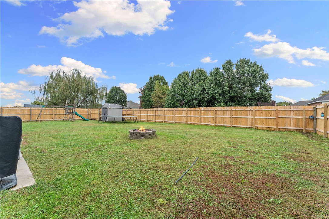 Standing Oaks Sub Blk Ii Pea Ridge - Residential