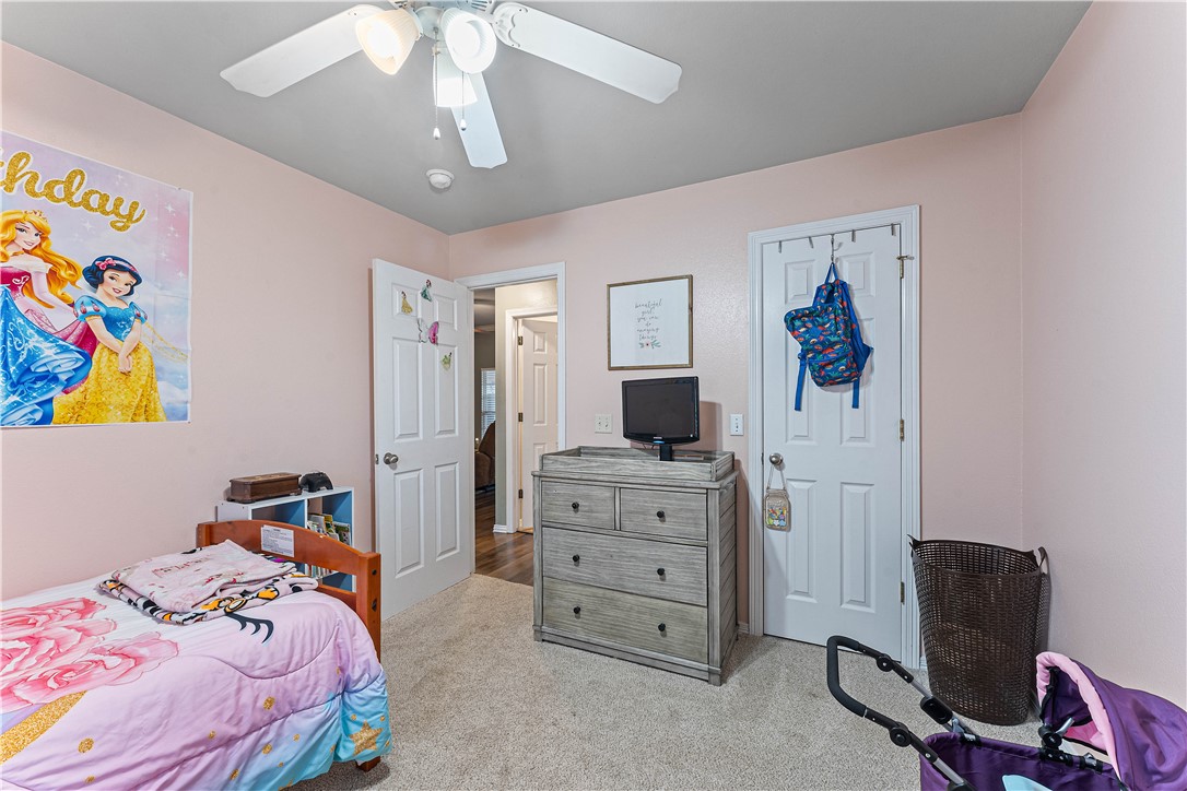 Standing Oaks Sub Blk Ii Pea Ridge - Residential