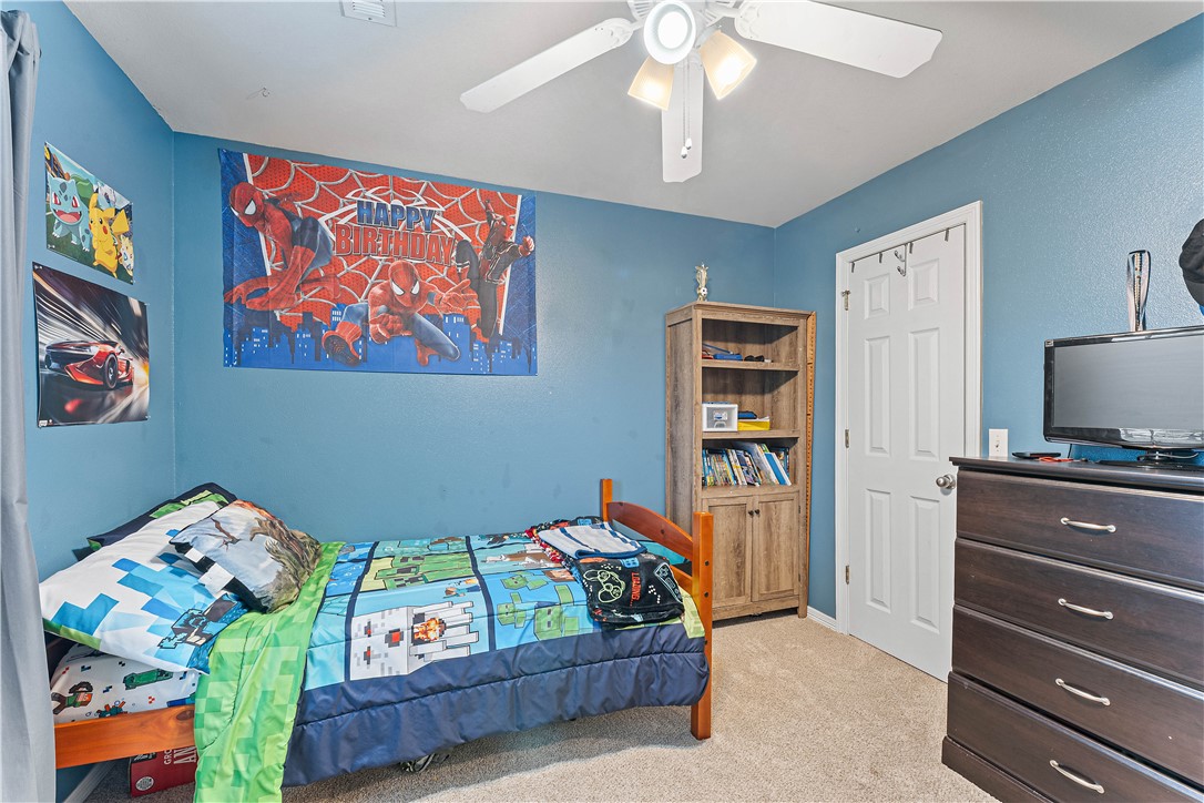 Standing Oaks Sub Blk Ii Pea Ridge - Residential