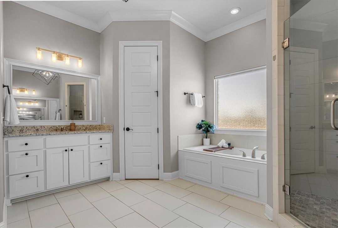 Waterford Estates At Hissom Ranch - Residential