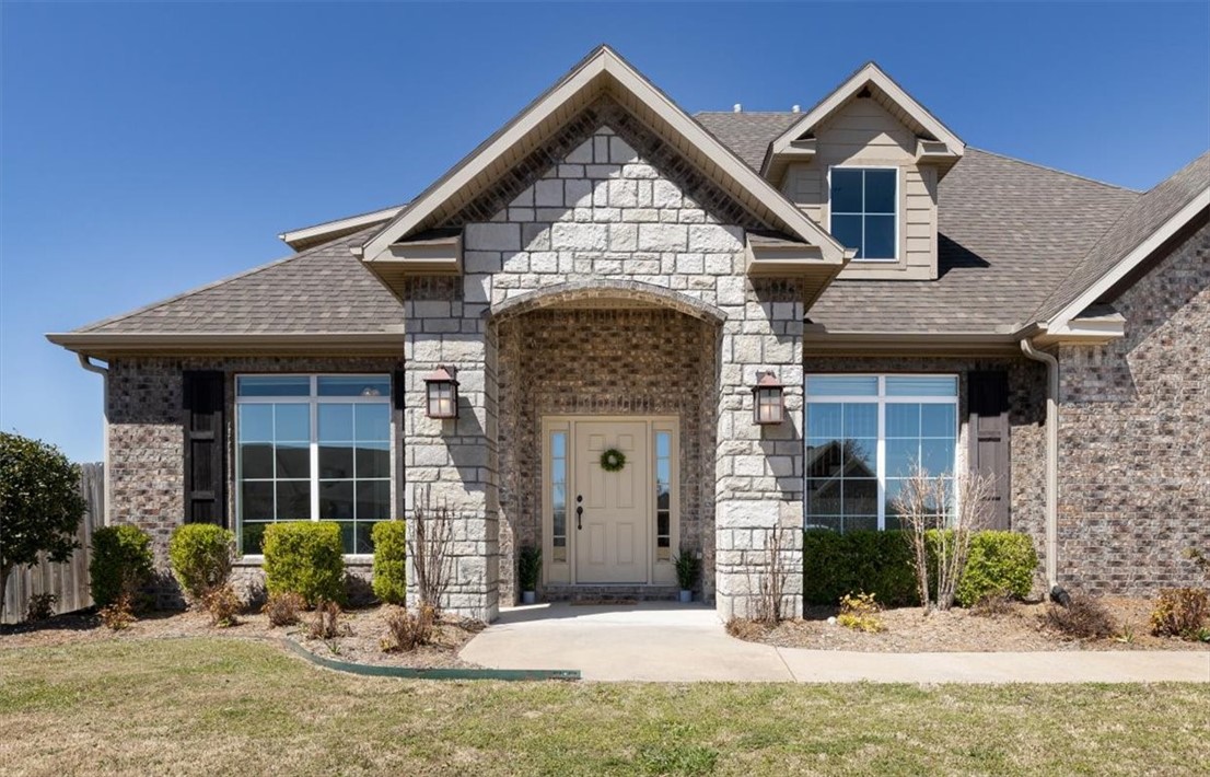 Waterford Estates At Hissom Ranch - Residential