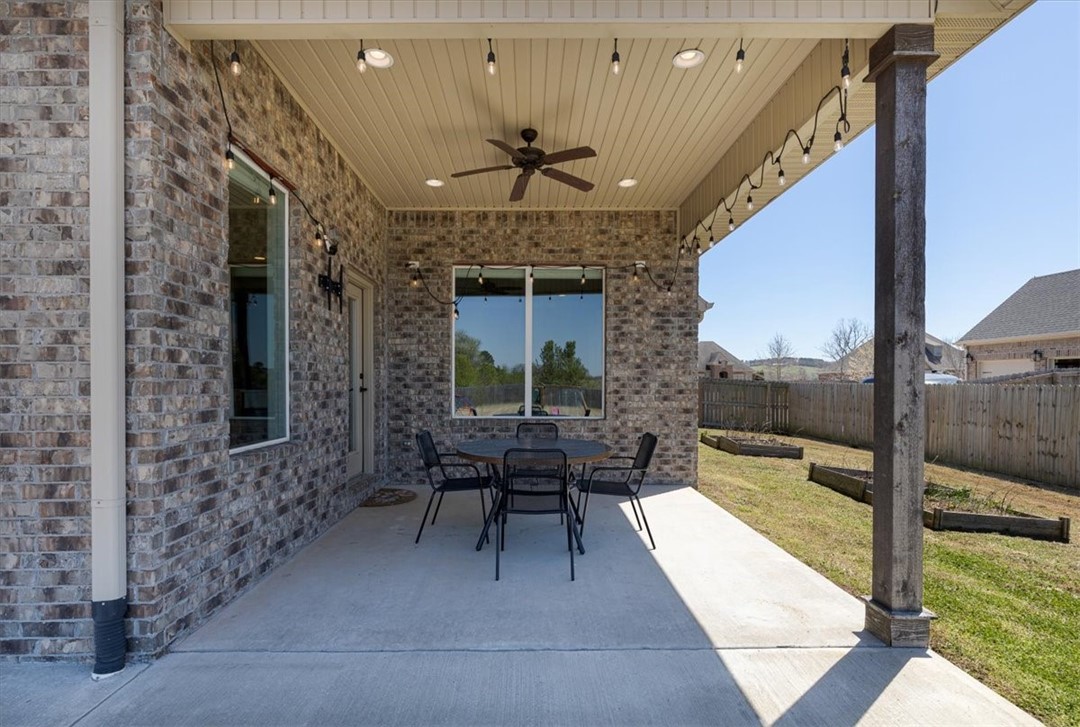 Waterford Estates At Hissom Ranch - Residential