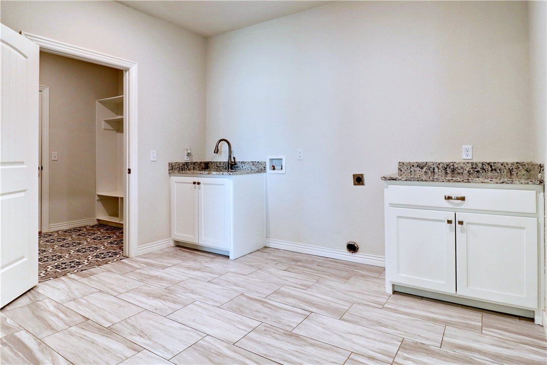 Elmdale Lake Estates - Residential