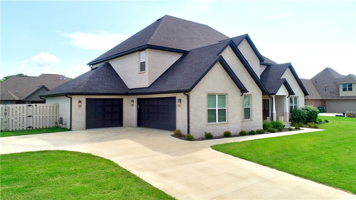 Elmdale Lake Estates - Residential