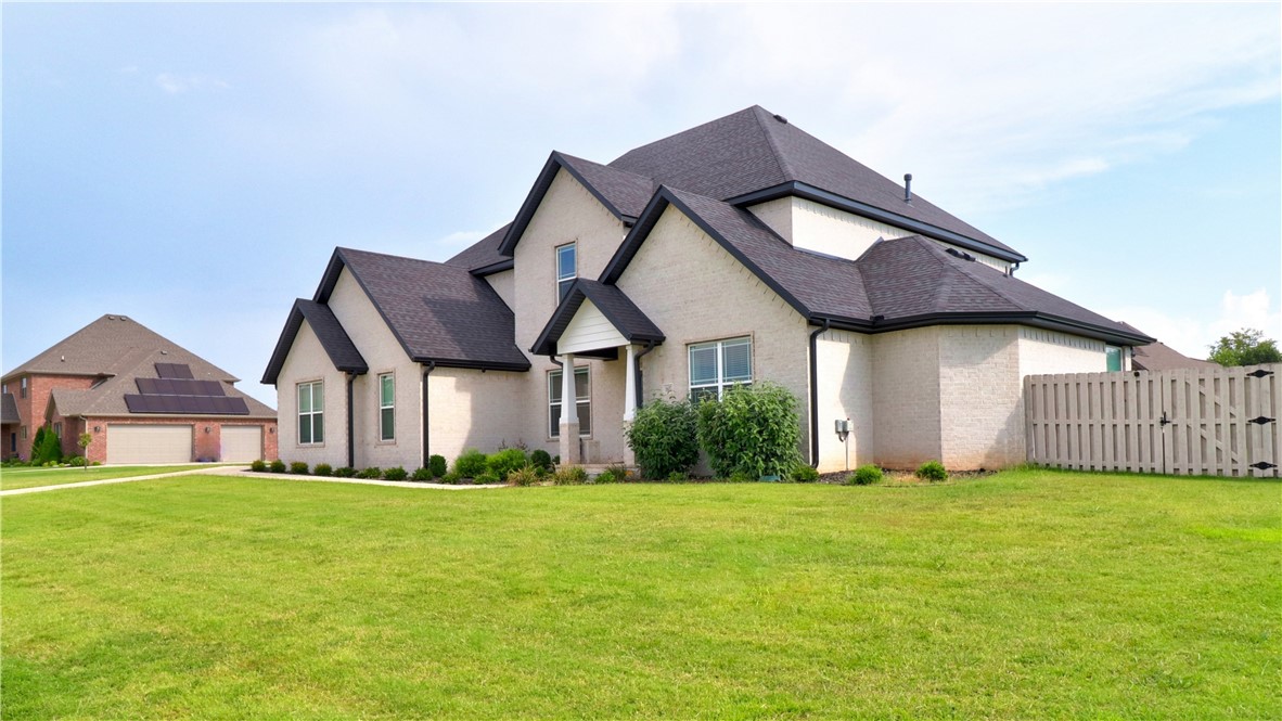 Elmdale Lake Estates - Residential