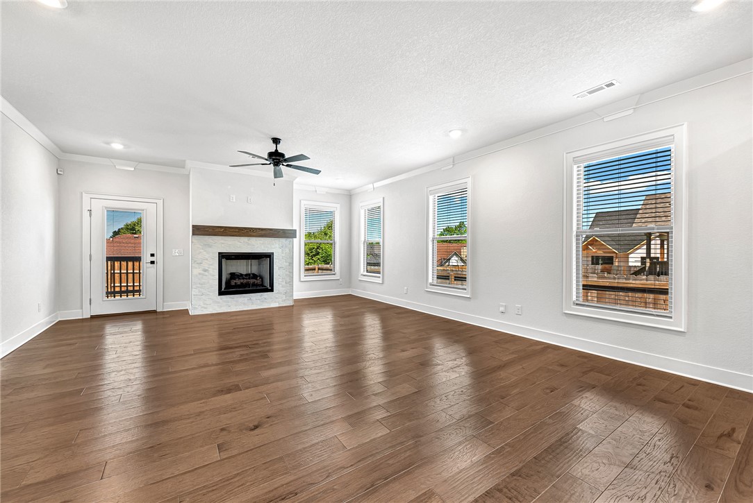 Seminole Park Sub Rogers - Residential