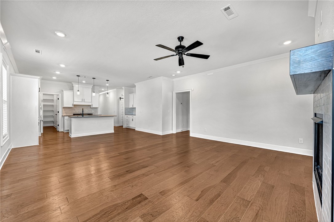 Seminole Park Sub Rogers - Residential