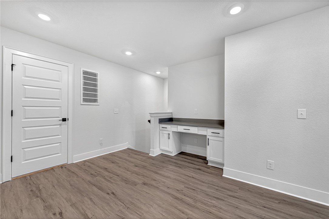Seminole Park Sub Rogers - Residential