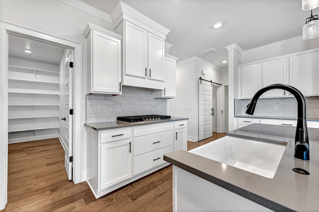Seminole Park Sub Rogers - Residential