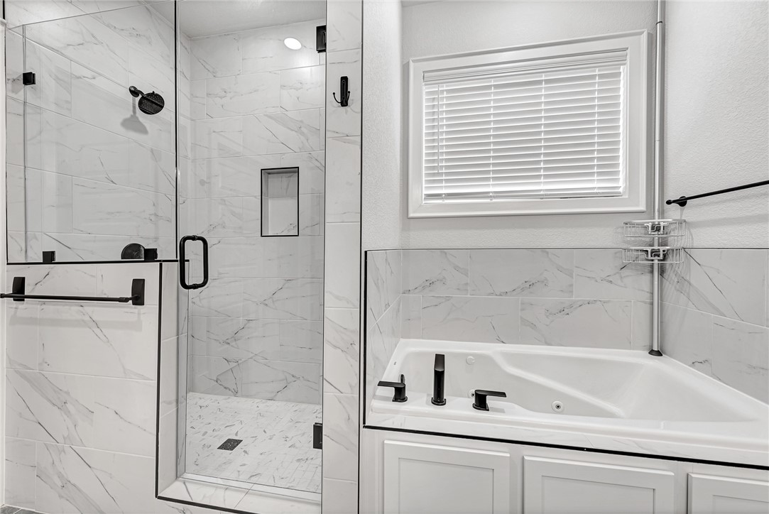 Seminole Park Sub Rogers - Residential