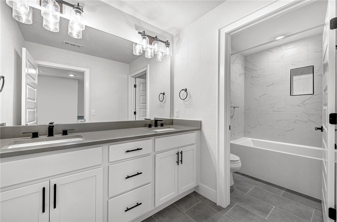 Seminole Park Sub Rogers - Residential
