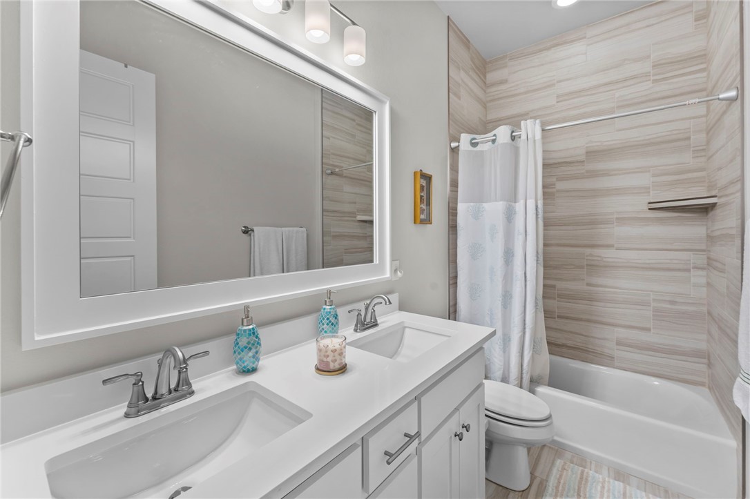 Lochmoor Club Sub Ph Ii Bentonville - Residential