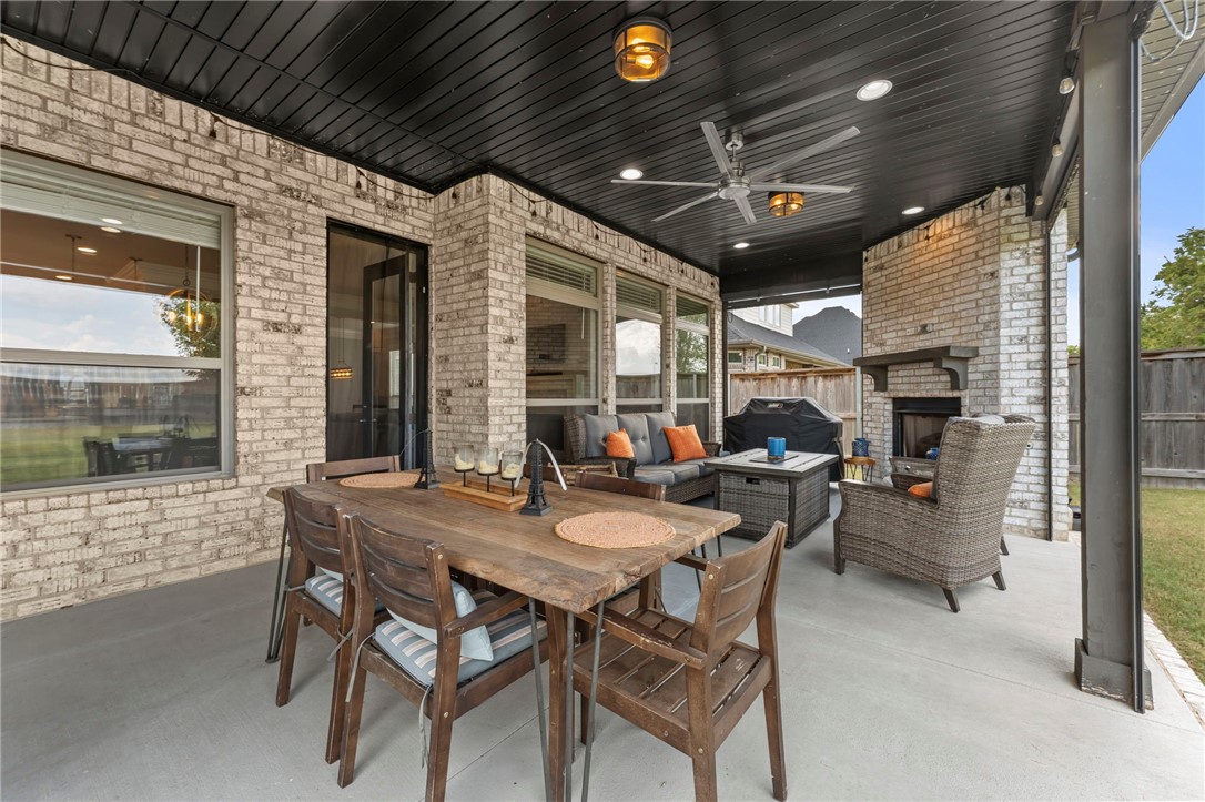 Lochmoor Club Sub Ph Ii Bentonville - Residential