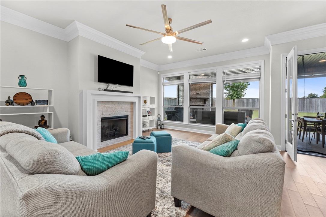 Lochmoor Club Sub Ph Ii Bentonville - Residential