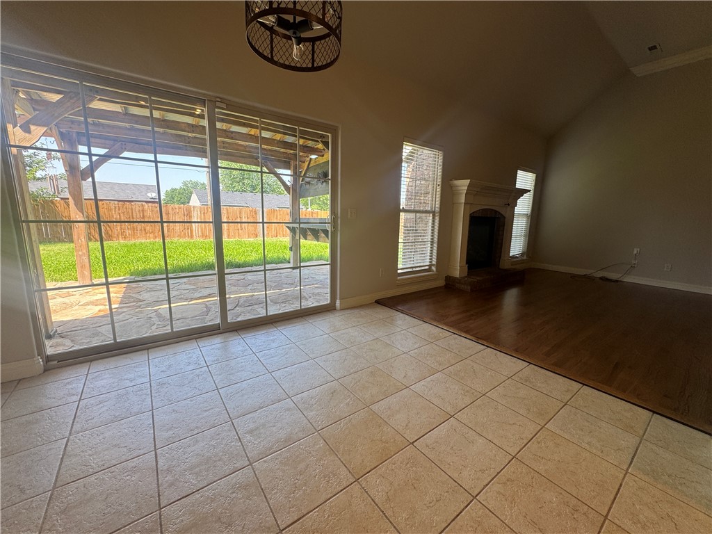 Abington Sub Rogers - Residential Lease
