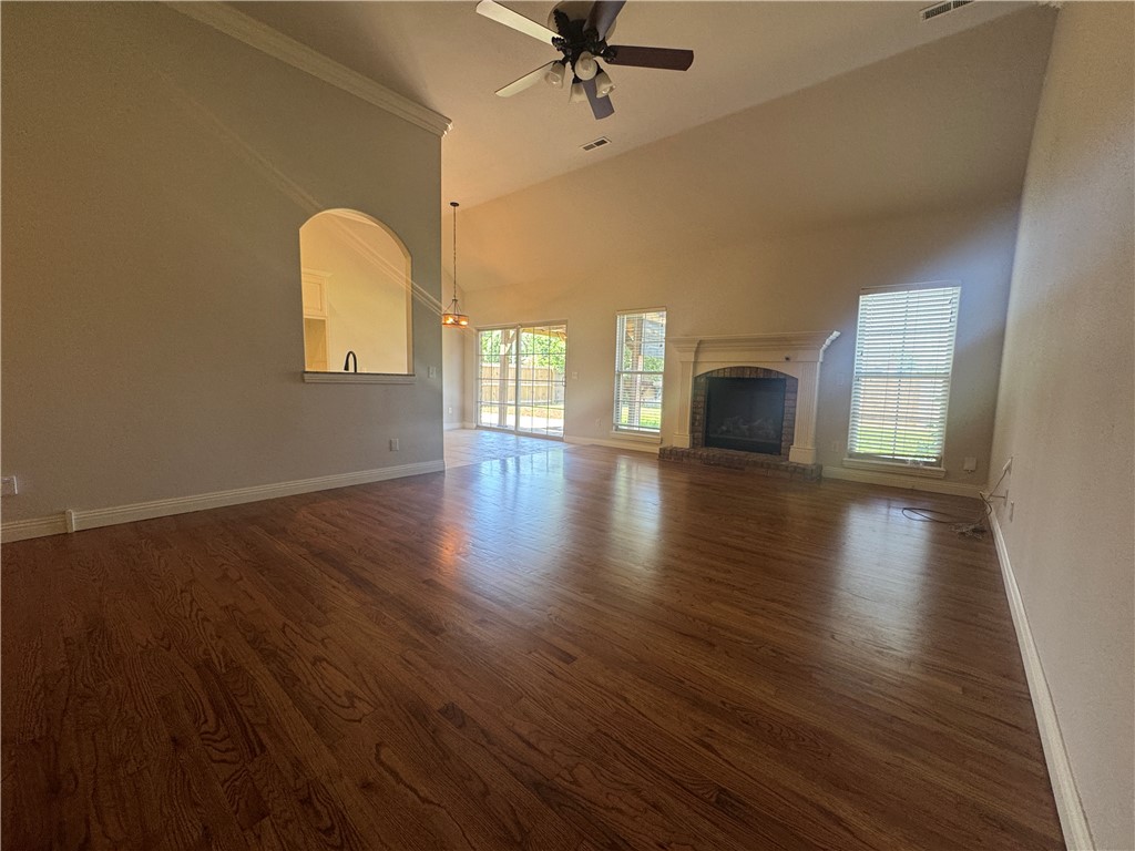 Abington Sub Rogers - Residential Lease