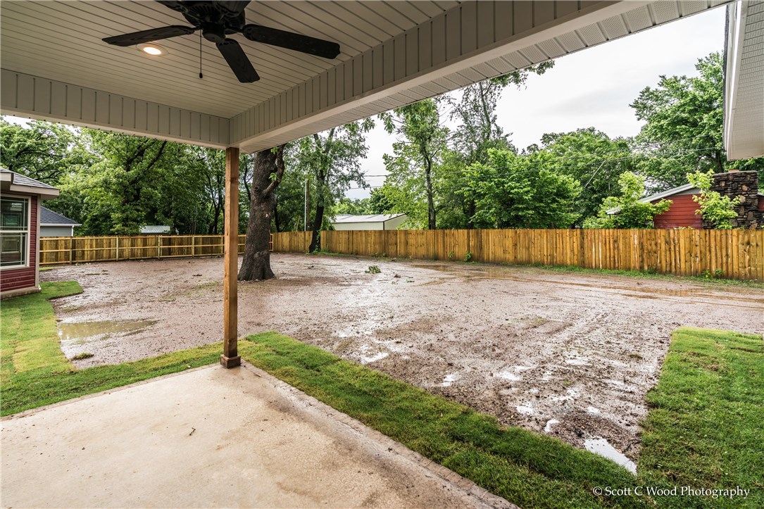 Bartletts Add Cave Spgs - Residential