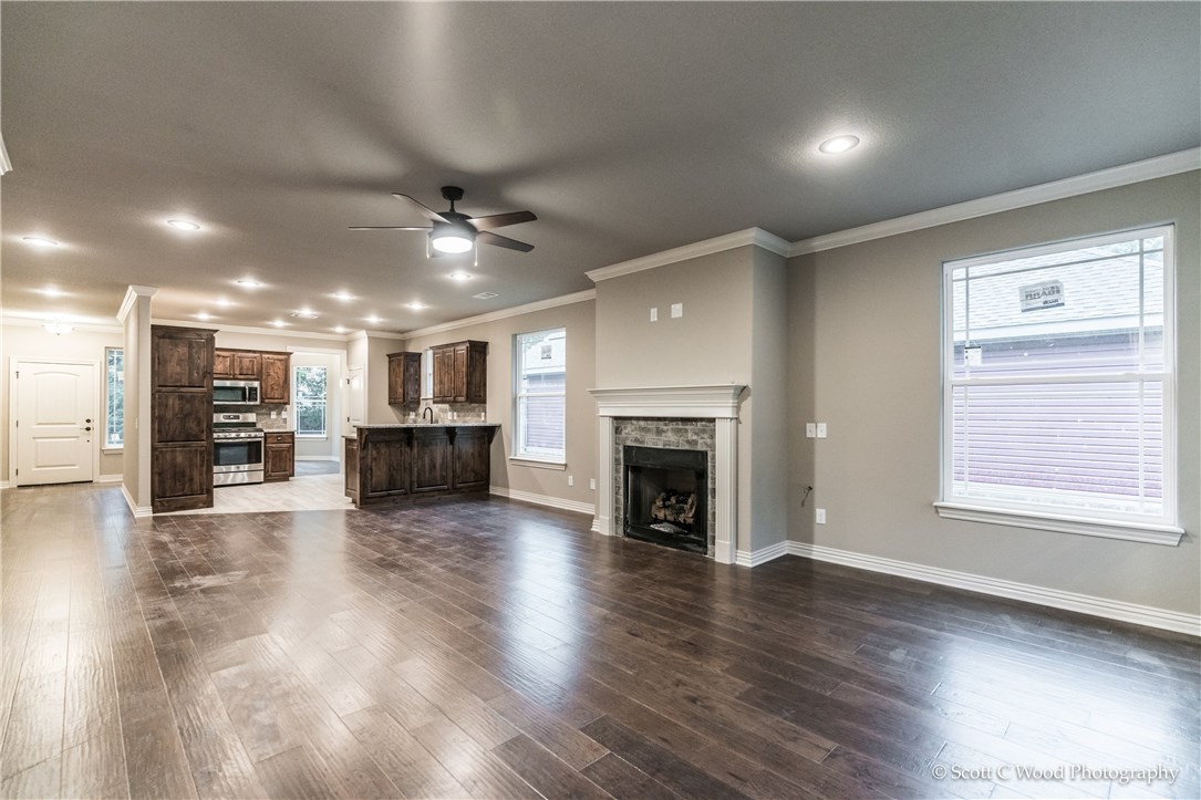 Bartletts Add Cave Spgs - Residential