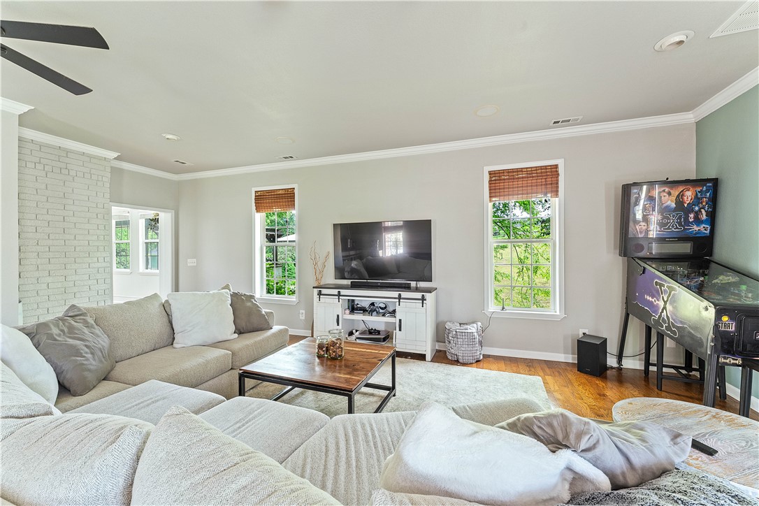 Weston Hills Ph II-Cave Spgs - Residential
