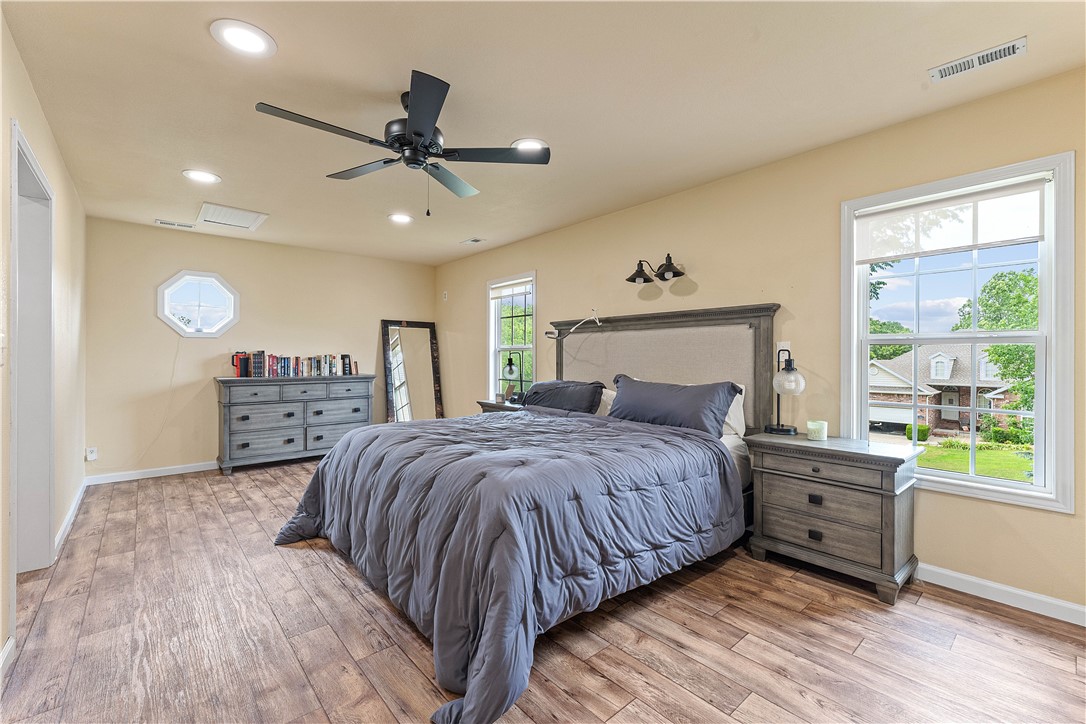Weston Hills Ph II-Cave Spgs - Residential