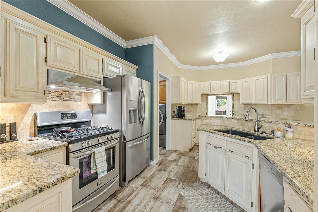 Weston Hills Ph II-Cave Spgs - Residential