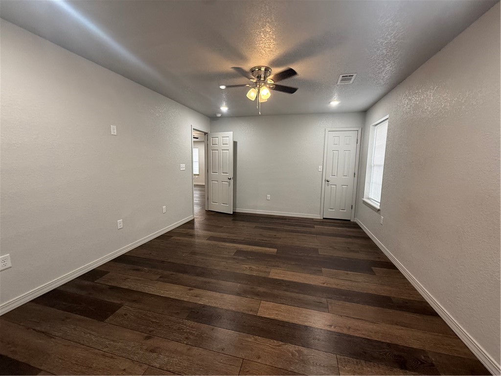 LONDON ORIGINAL - Residential