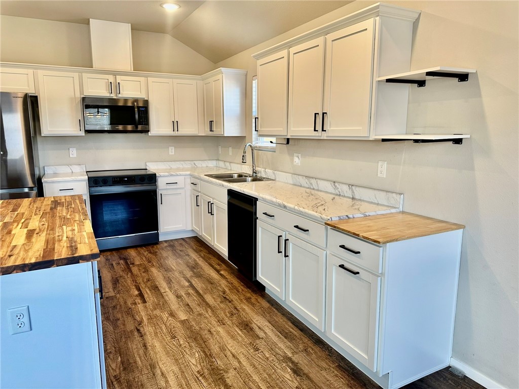 Morningside Estates Ph 3 Centerton - Residential Lease