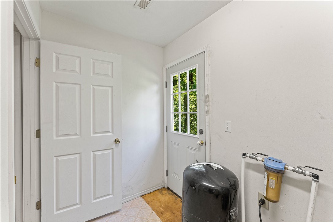 S-T-R: 21-20-29-RURAL - Residential