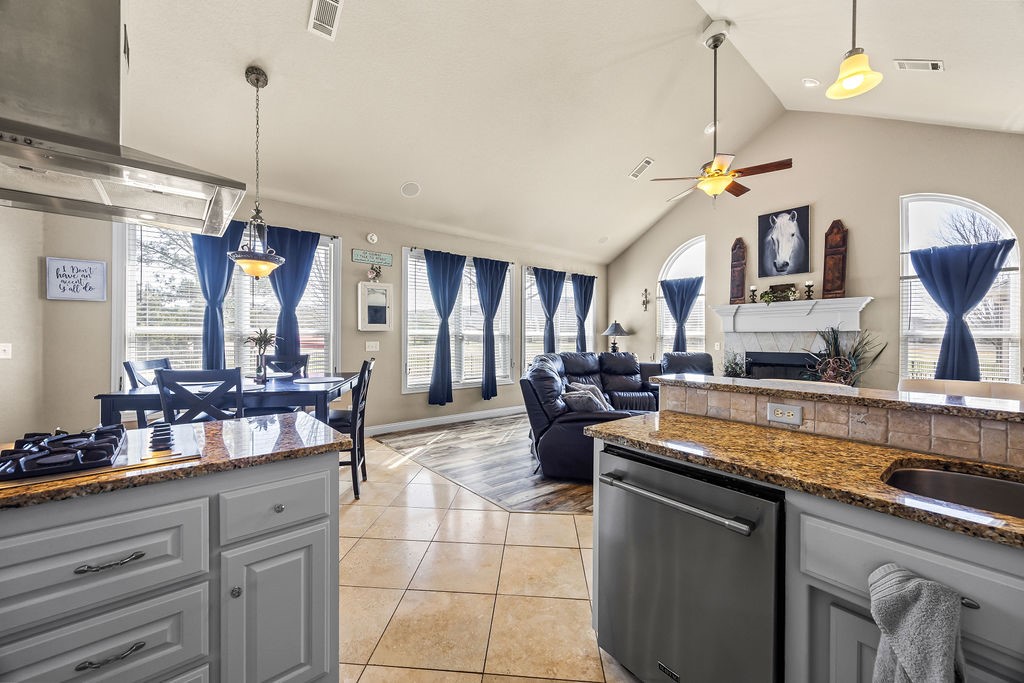 Bermuda Estates - Residential