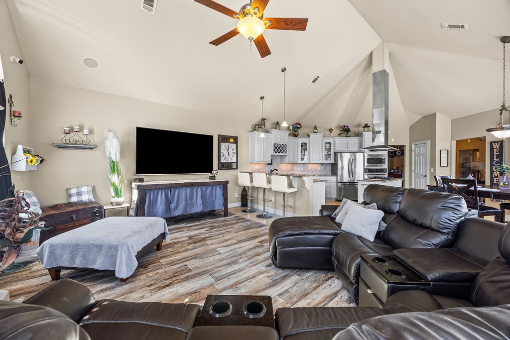 Bermuda Estates - Residential