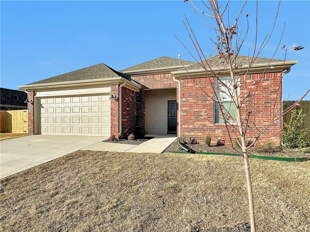 Sold before print. Delightful Denton Plan in Habberton Ridge, one of our newest communities in Springdale!! It is close to the newly developed āC.L. and Willie George Parkā which feature playgrounds, baseball fields, tennis courts, a dog park and walking trails. The kitchen features a beautiful island with gorgeous quartz kitchen countertops, stainless steel appliances and a pantry. Private primary bedroom includes en-suite with gorgeous quartz counter tops, double sinks and a walk-in shower. This home exterior will have 4 sides brick! Covered patio( per plan) and a landscape package. Garage Door opener! Tankless gas hot water heater! Taxes and Parcel number TBD.