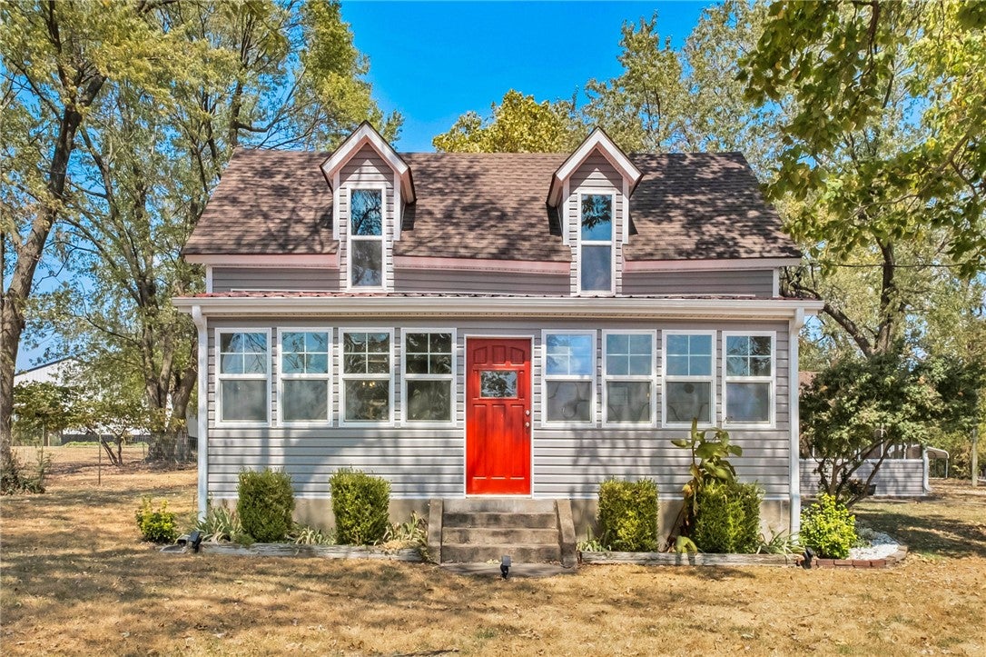 1380 Main Street