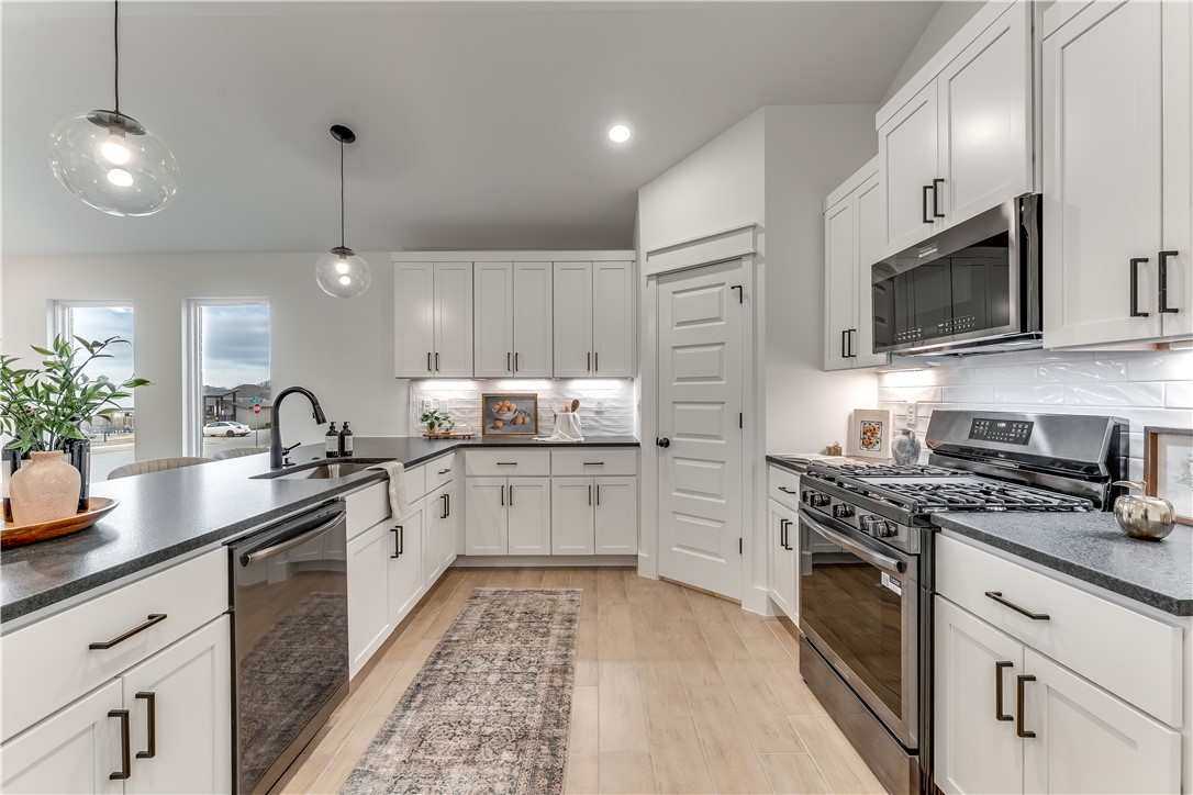 The Pines at Orchard Park - Residential