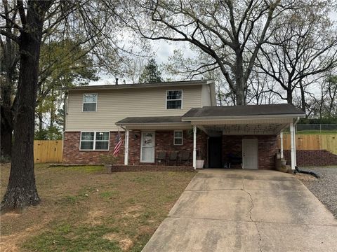 Photo of 305 W 18th Street, Russellville, AR 72801 (MLS # 1339694)
