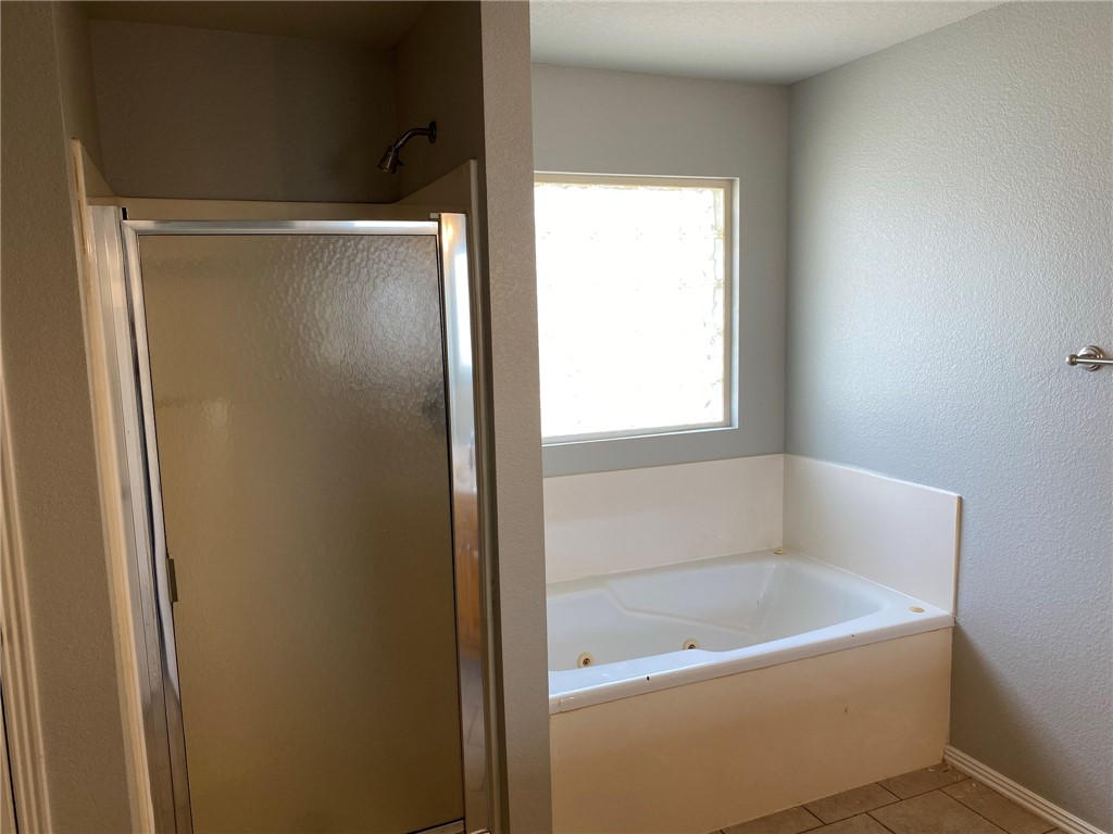 Briarwood Ph Ii - Residential Lease