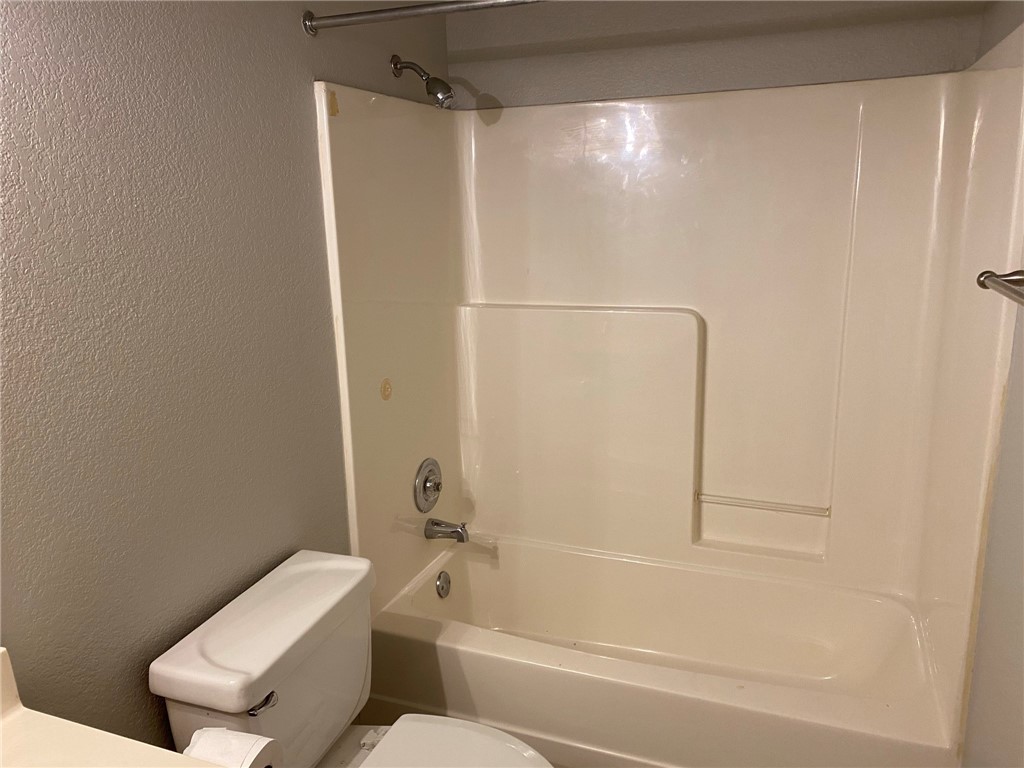 Briarwood Ph Ii - Residential Lease