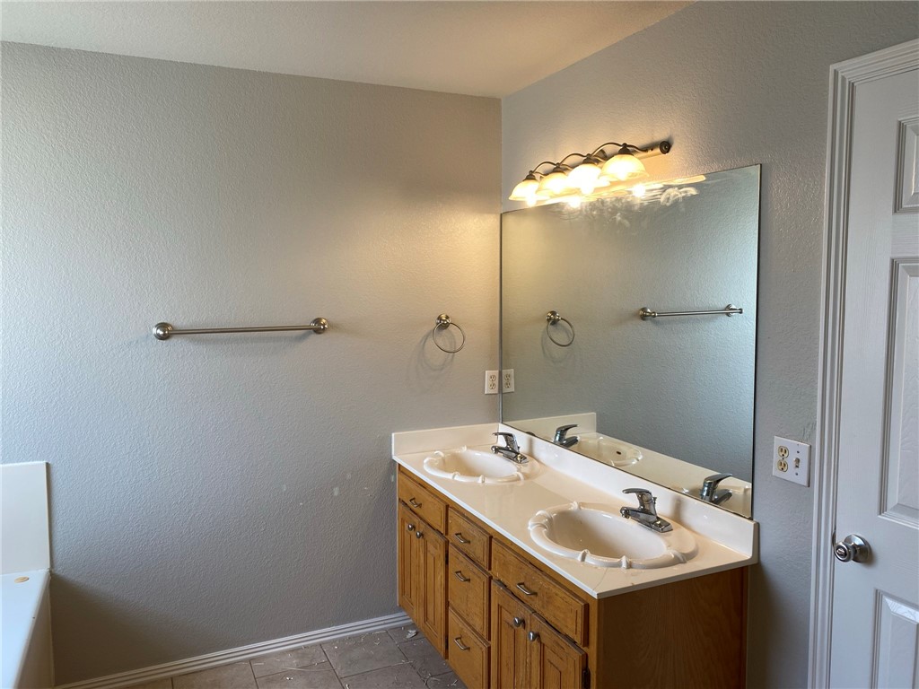 Briarwood Ph Ii - Residential Lease