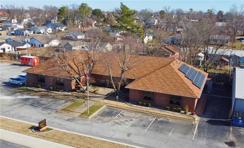 Photo of 715 S 8th Street, Rogers, AR 72756 (MLS # 1334019)