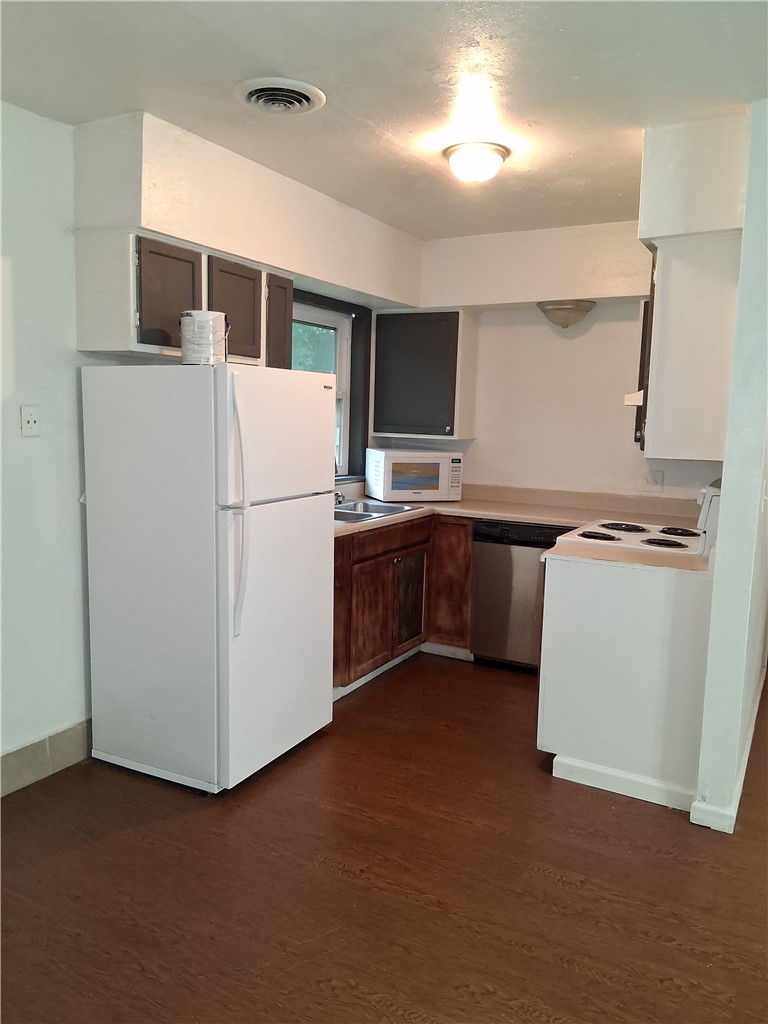 Villa North Sub - Residential Lease