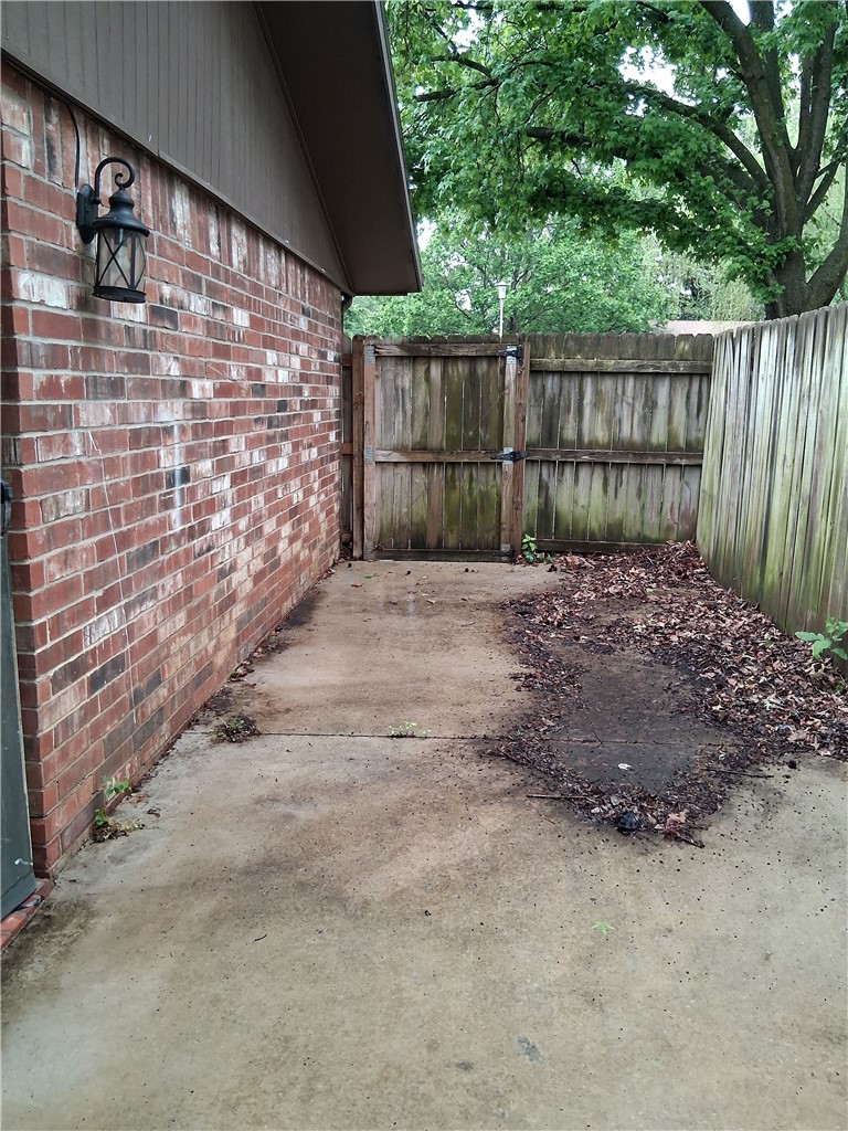 Villa North Sub - Residential Lease