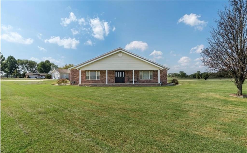 One of a kind, unique duplex on large corner lot in Centerton. Only minutes from schools, shops, and restaurants, it doesn't get any better than this! Home has 3 bedrooms, 2 baths, and over-sized 2 car garage. Features include open floor plan, large utility room, and covered patio. Master suite bathroom has separate jetted tub/shower. Lawn care included. Additional shop/storage area available.
