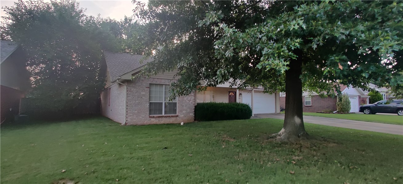 Available July a split bedroom plan with 3 bedrooms, 2 baths, 2 car garage, fireplace, spacious ceilings in living room, can lights, smooth-surface cooktop, refrigerator, washer & dryer provided, fenced yard. No interior smoking. Arkansas Licensed Real Estate Broker owned. Pets consider with a Pet deposit of $350 non-refundable per pet (max 2 pets) and $25/mo per pet with dog breed restrictions. Note: This property is presently occupied, please request walk thru video before requesting a onsite viewing. Application fee per adult $35 and seeking a minimum credit score of 625 on all adults.