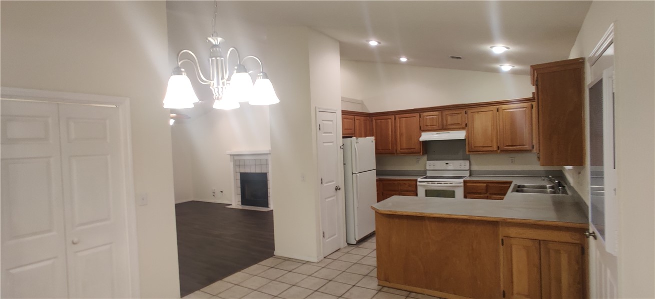 Southfield Sub Ph Ii - Residential Lease