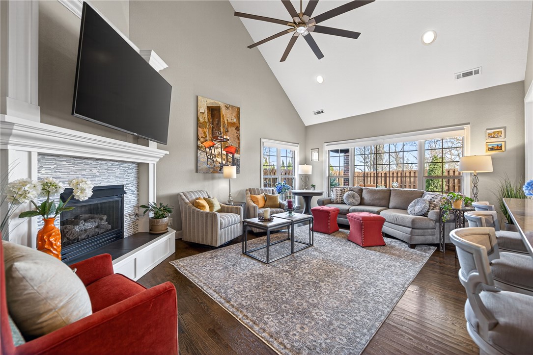 Shadow Valley Ph 6 - Residential