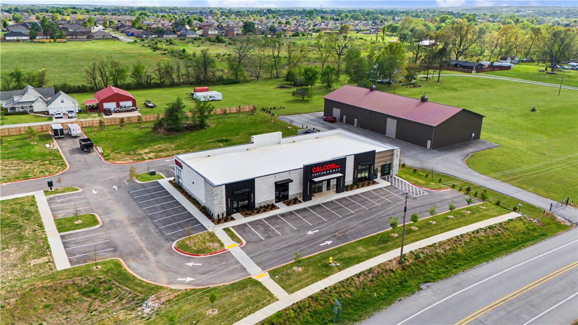 Wiens Acres Bentonville - Commercial Lease