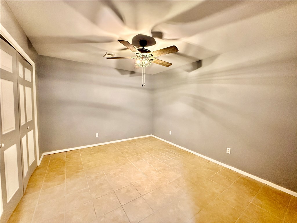 Townhouse Tct 3 A/K/A Drake Ctbvv - Residential Lease