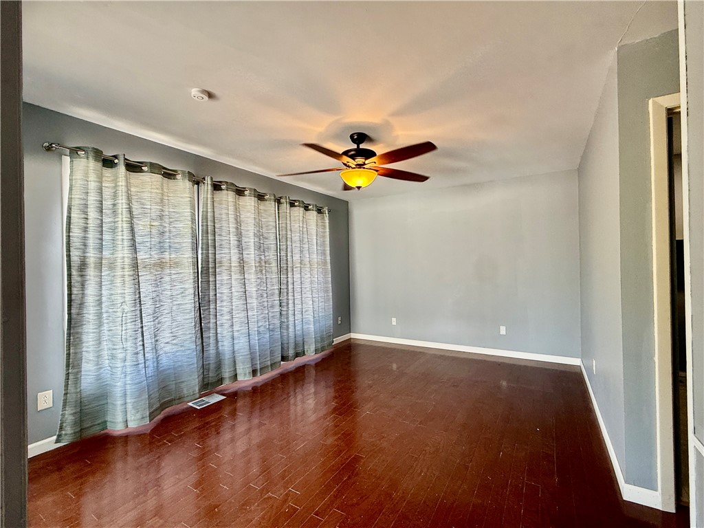 Townhouse Tct 3 A/K/A Drake Ctbvv - Residential Lease