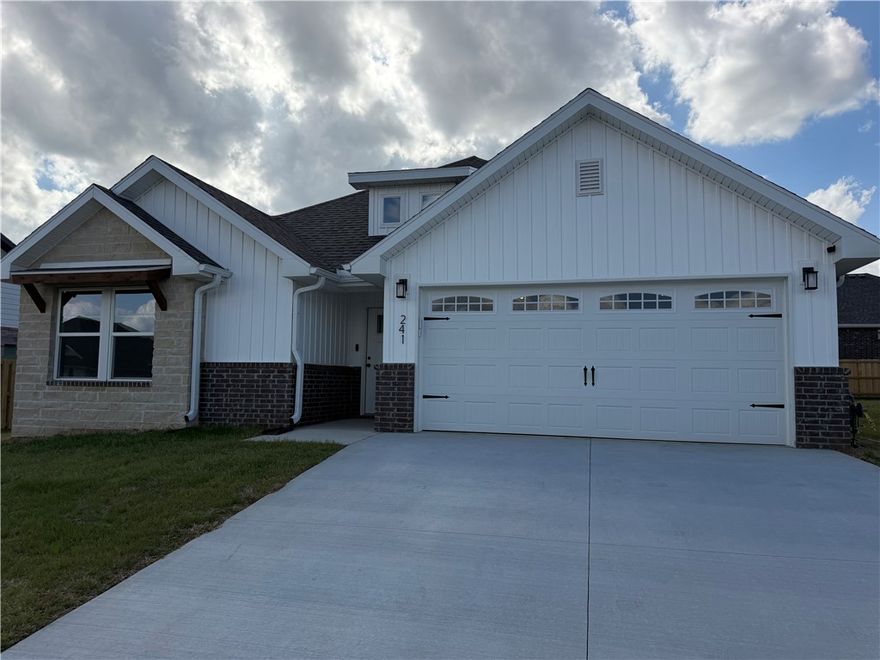 Beautiful Brand-New 4 Bed / 2 Bath Home for Lease!
Be the first to live in this stunning newly built home featuring 4 spacious bedrooms and 2 full bathrooms. This property offers modern finishes, an open-concept layout, and plenty of natural light throughout. The fully fenced backyard provides privacy and is perfect for relaxing or entertaining.
Enjoy added convenience with a refrigerator, washer, and dryer all included. The home also comes equipped with an outdoor security camera system for extra peace of mind.
Located in a desirable area, this home is move-in ready and perfect for comfortable, modern living.
Schedule your showing today!
